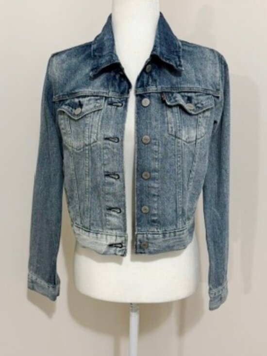 Levi's Jackets & Blazers - Levi’s Trucker Jean Jacket 70270-0090 Silver Label Tag Women's Size S